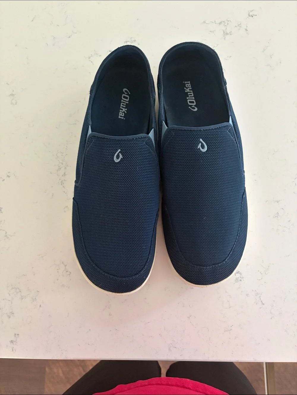 OluKai casual slip